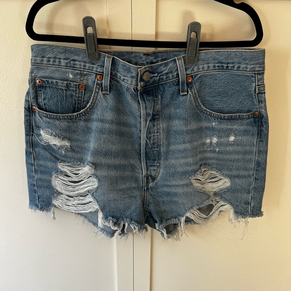 Levi’s Women’s NWOT 501 Denim Jean Shorts Size W34